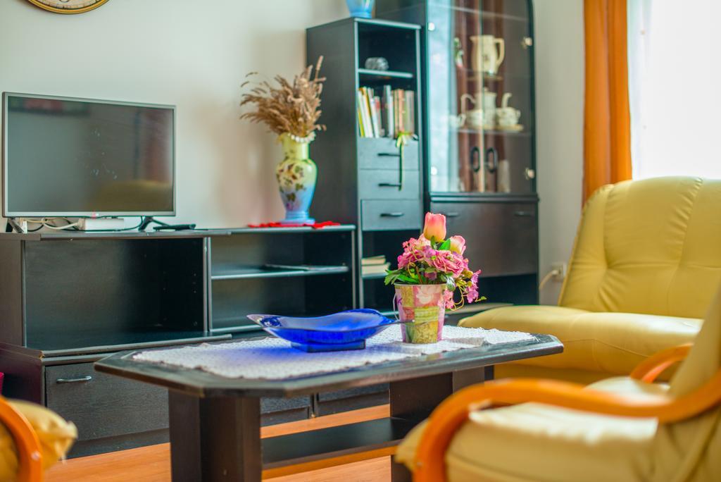 Apartment Iva Ровінь Екстер'єр фото