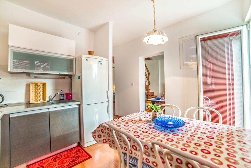 Apartment Iva Ровінь Екстер'єр фото