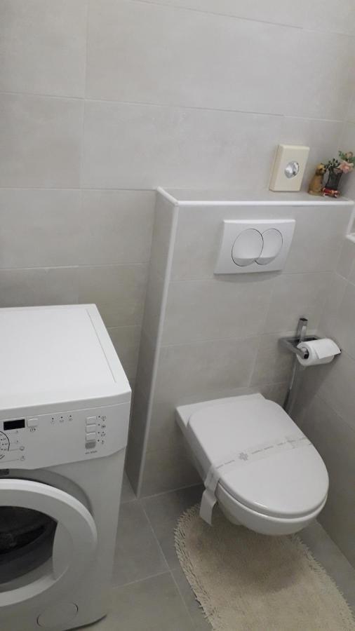 Apartment Iva Ровінь Екстер'єр фото